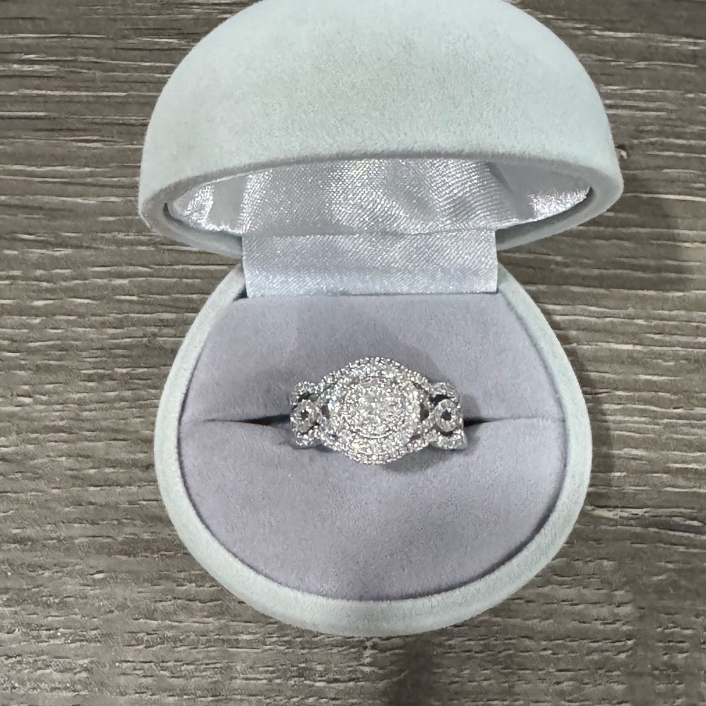 1 1/5 CTTW 14KWG Bridal Set